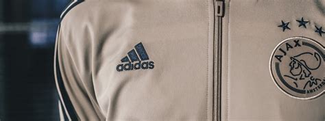 Ajax en Adidas presenteren nieuwe Originalscollectie in stijl 